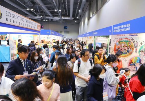 ⁠學校展